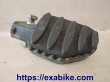 repose-pied avant droit pour Derbi 125 Terra  de 2007 a 2011