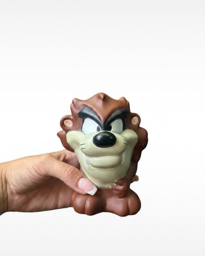 Taz figurine - figurine,