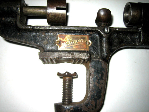Ancien sertisseur - ancien, a