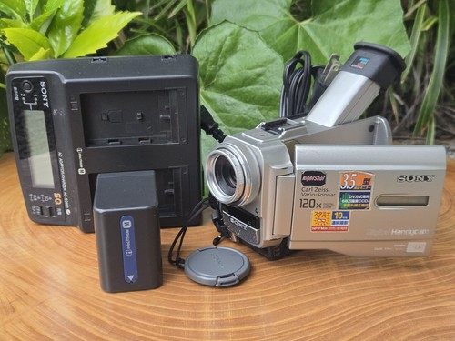 4877 sony dcr trv8 - 73, minidv