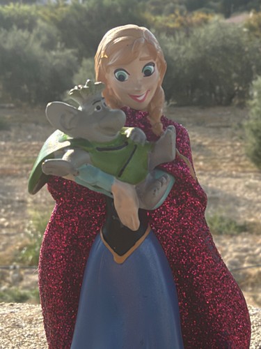 Figurine résine anna - résine,