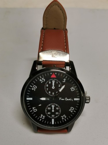 Montre pierre cardin neuve - montre,