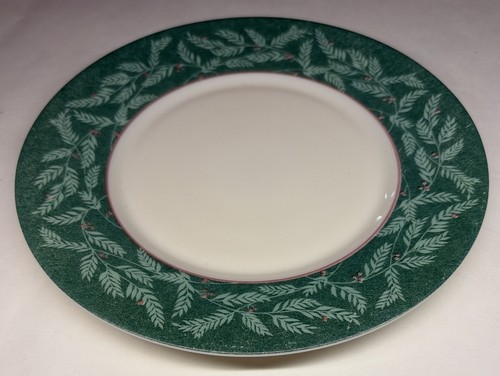 Lot19 petites assiettes - 4,