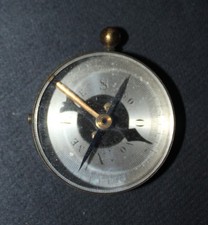 boussole ancienne Manufrance sans anneau Diam 4,5cm 5,5cm avec boule