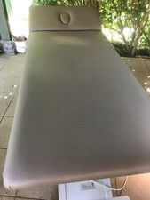 table de massage professionnelle