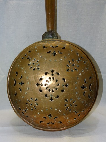 Belle ancienne bassinoire - -belle,