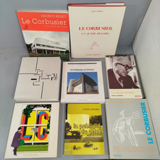 Lot 8 Livres LE CORBUSIER Architecte et Urbaniste Anglais Français F1