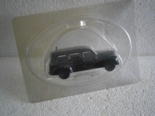VOITURE MINIATURE PEUGEOT 203