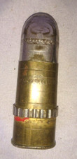 ANCIEN  BRIQUET ESSENCE GUERRE