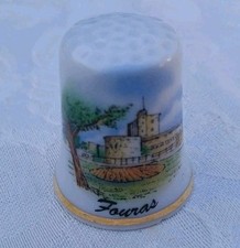 1 dé à coudre de collection en porcelaine Fouras