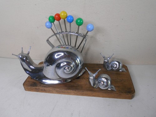 Ancien porte pique - , escargot