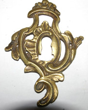 ancienne ferrure de meuble