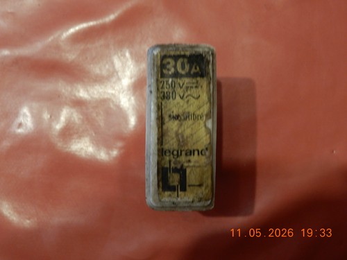 Fusible ancien legrand 32a - fusible,