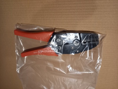 Pince sertir pour - pince, a
