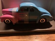 ford deluxe hot rod bleu et rose Eagle race 1/18 en boite
