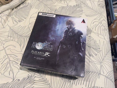 Square enix play arts - square,