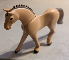 Playmobil  Cheval  beige  th8
