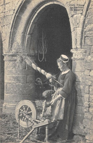 Cpa fileuse des environs de - cpa, 56