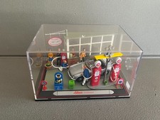 Voiture miniature Diorama