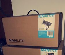 Eclairage studio Nanlite FS150B 