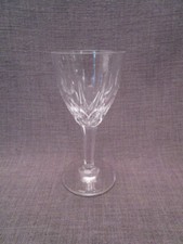 ST LOUIS: verre a vin blanc ancien, modèle VIC