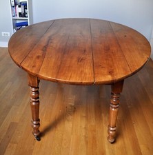 Table ancienne en noyer Louis