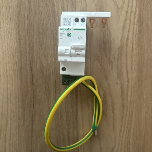Parafoudre schneider resi - resi, 9