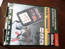 Chargeur automatique de batteries 6V/12V