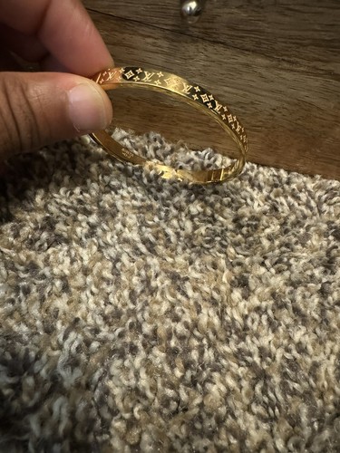 Hallmarked gold bracelet - hallmarked,