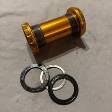 KCNC BB386/BSA bottom bracket gold