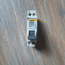 Disjoncteur Merlin Gerin