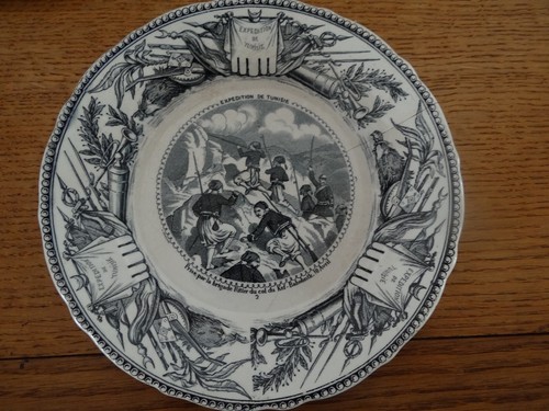 Très rare assiette - très,