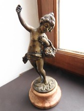 bronze sculpture, statuette  "la jeune fille au panier" sur socle de marbre rose