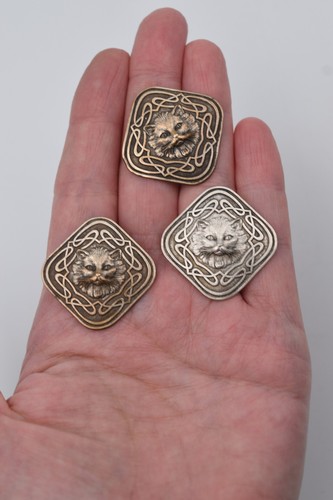 Anciens boutons décor de - 3,