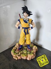Son goku debout - son,