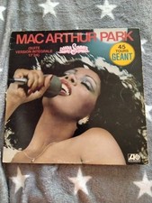 33T - Donna Summer, MacArthur