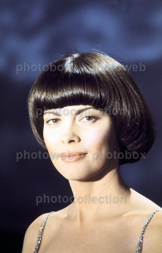 Mireille mathieu exclusive - *,