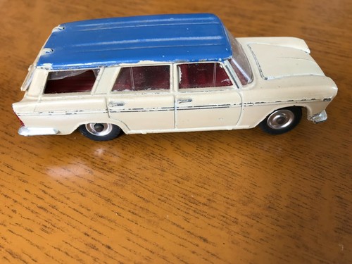 Dinky toys fiat 2300station - dinky,