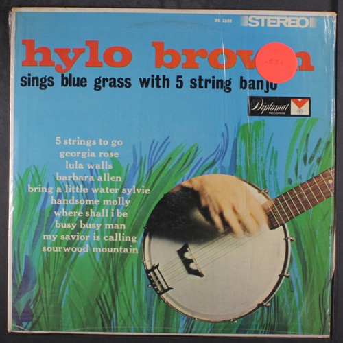 Hylo brown sings - :,