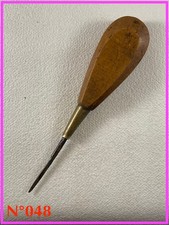 N°048  OUTIL Maroquinerie
