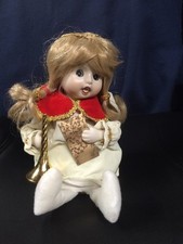 Enesco Christmas Angel Doll. Animated Musical. 1982.