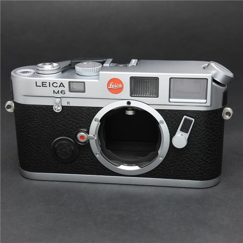 Leica silver rangefinder - m6,