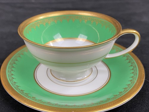 Lot tasses et soucoupes - tasses,