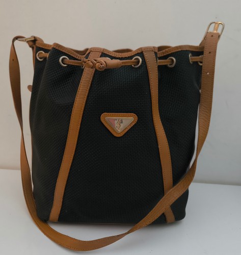 Sac seau yves - seau, laurent