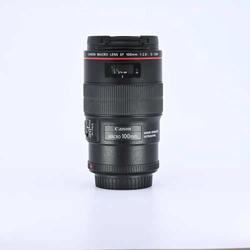 Canon 100mm l is - f/2.8,