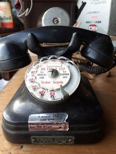 ancien téléphone bakélite