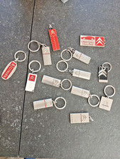 Lot de  13 porte cles métal