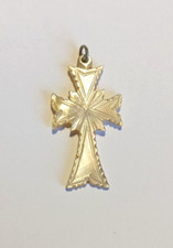 Ancien Pendentif Croix En Nacre.
