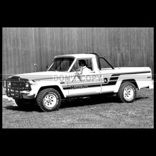 Photo A.025238 JEEP J10 HONCHO