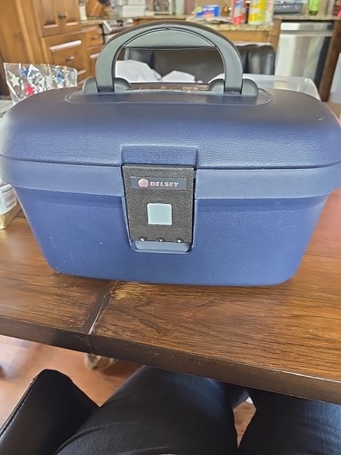 Delsey vintage vanity case - delsey,